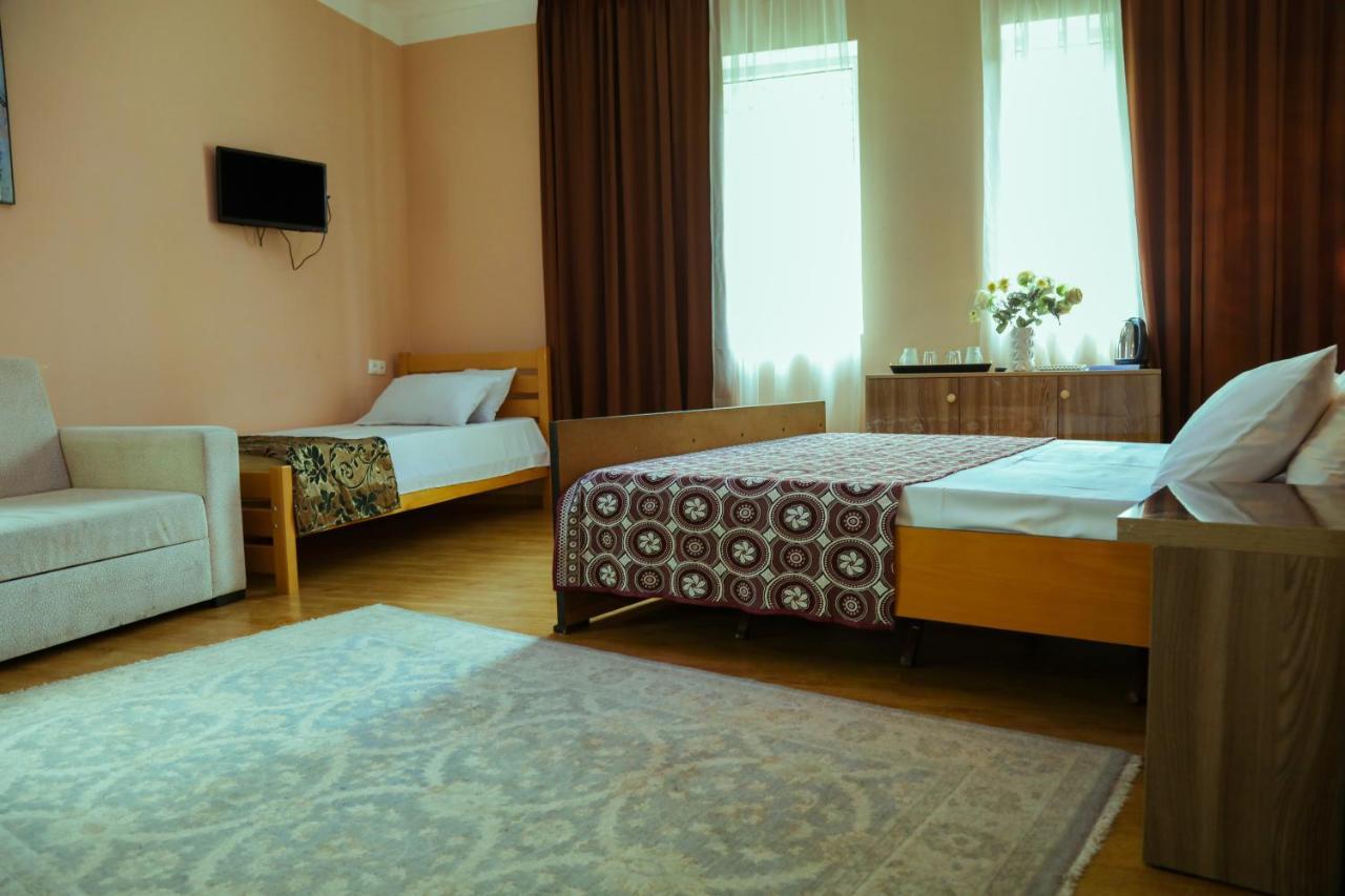Guest House Borjomi Exterior foto
